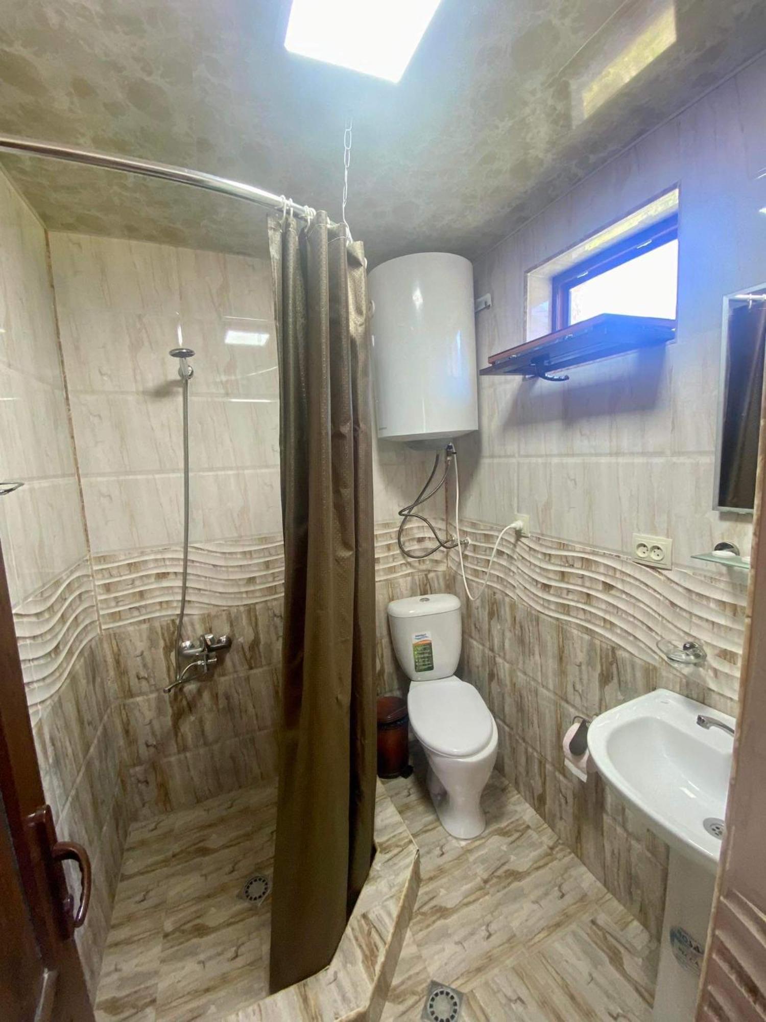 מסטיה Eliso'S Guesthouse מראה חיצוני תמונה